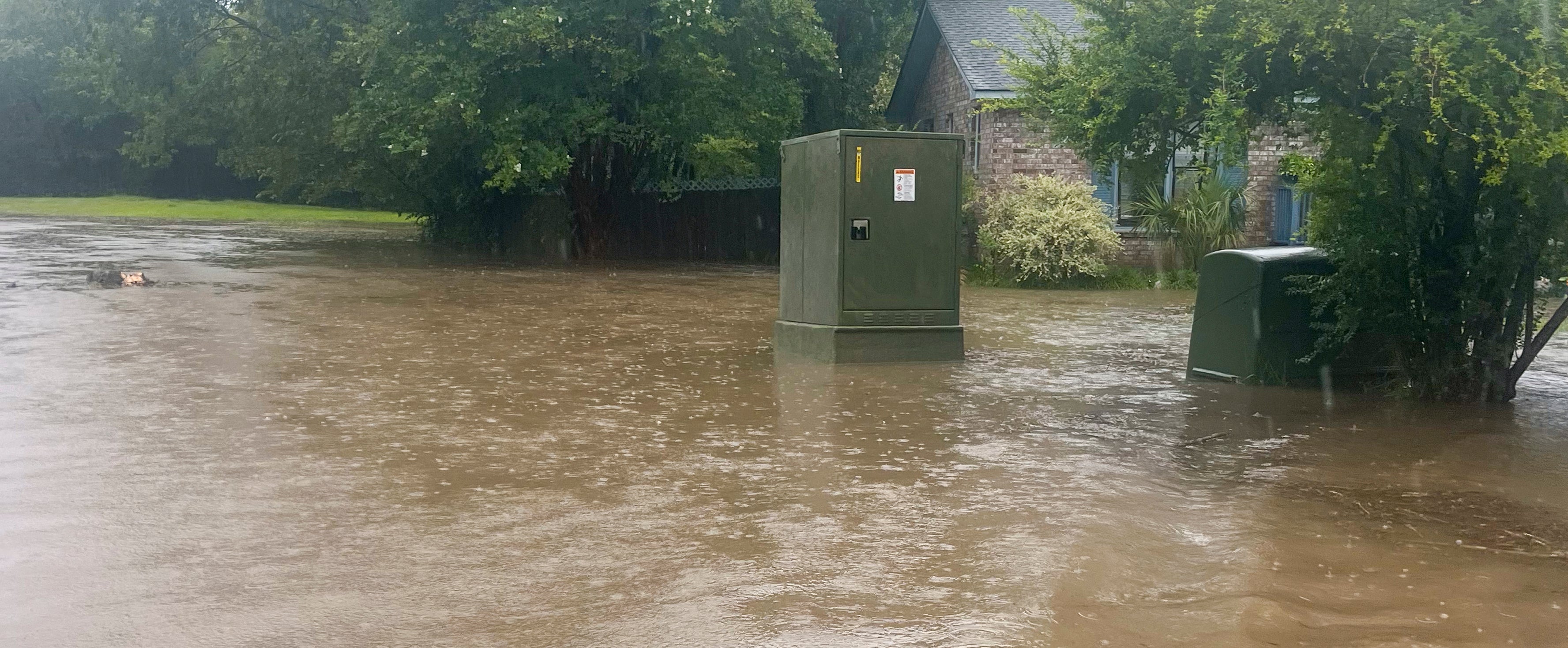 flooded pad mount transformer